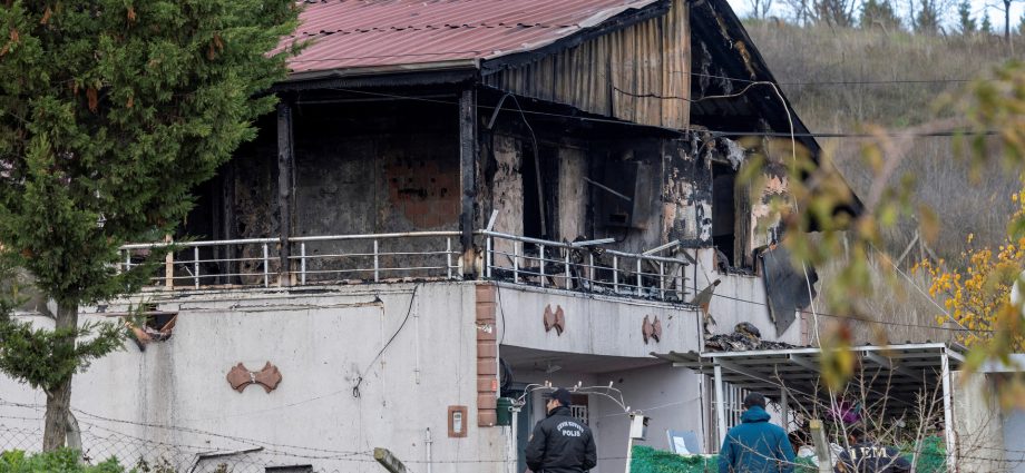 six-alleged-isil-fighters-killed-in-overnight-raid-in-northwestern-turkiye