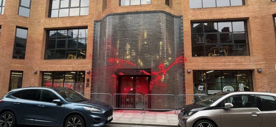 pro-palestine-activists-target-uk-labour-offices-over-hunger-strikers