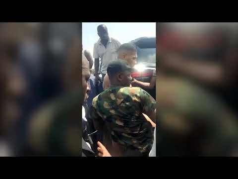 boxer-anthony-joshua-stable-after-deadly-car-crash-in-nigeria-|-reuters