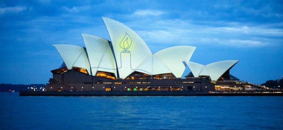 families-of-bondi-victims-demand-probe-into-anti-semitism-in-australia