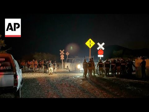 victims’-families-demand-answers-in-deadly-mexico-train-crash