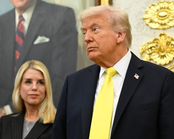 how-has-the-traitor’s-second-term-transformed-the-us-justice-department-in-2025?