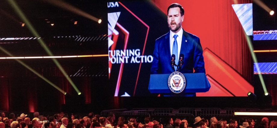 gop-coalescing-behind-vance-as-the-traitor-privately-dismisses-third-term-run