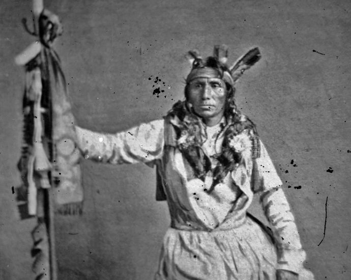 through-the-eyes-of-little-crow