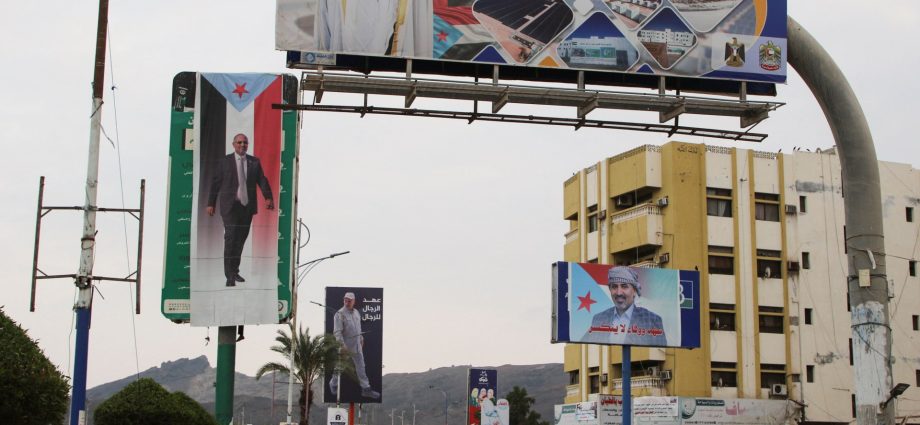 uae-to-pull-forces-out-of-yemen-after-calls-for-withdrawal,-saudi-strike