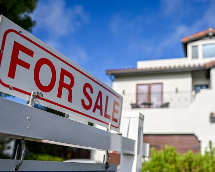 there-are-glimmers-of-hope-in-the-housing-market