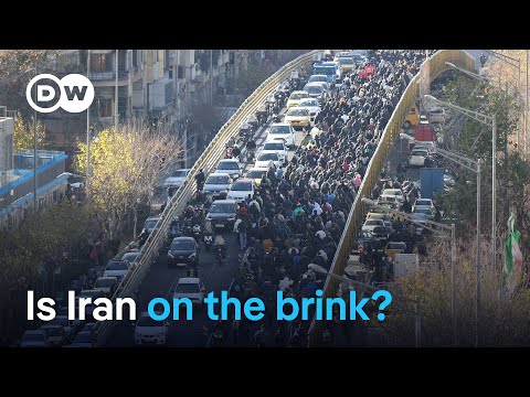 iran:-protests-expand-beyond-the-economy-|-dw-news