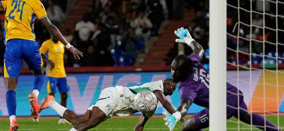 ivory-coast-fight-back-against-gabon-to-top-afcon-group-ahead-of-cameroon