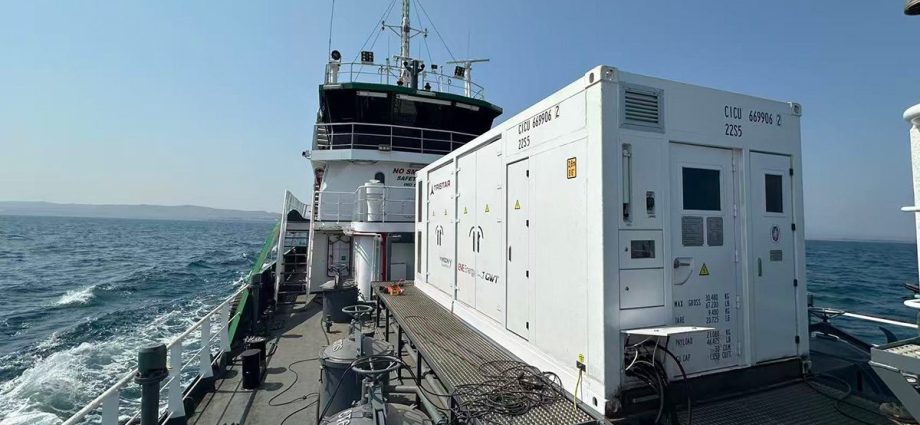 eve-energy-partners-with-green-whale-to-accelerate-marine-battery-adoption