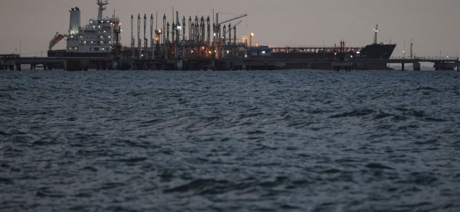 us-imposes-more-sanctions-on-tankers-transporting-venezuelan-oil