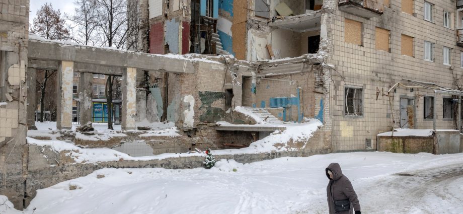 russia-ukraine-war:-list-of-key-events,-day-1,407