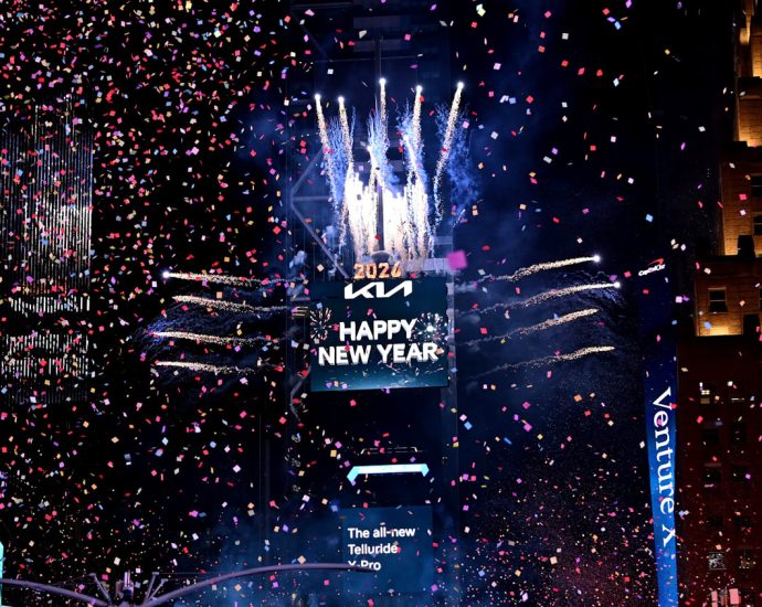 watch-new-year’s-2026-celebrations-from-around-the-world-in-3-minutes
