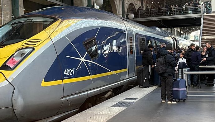 channel-tunnel-power-issue-resolved-but-some-train-delays-continue,-eurostar-says