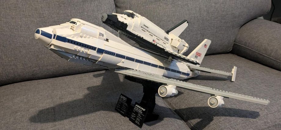 Lego Icons Shuttle Carrier Aircraft review