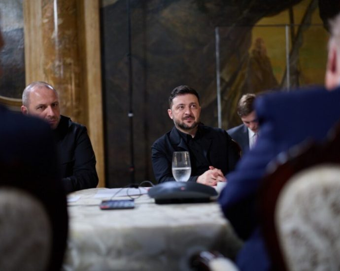 us-maps-economic-transformation-of-post-war-ukraine-with-wage-tripling-plan,-zelenskyy-says