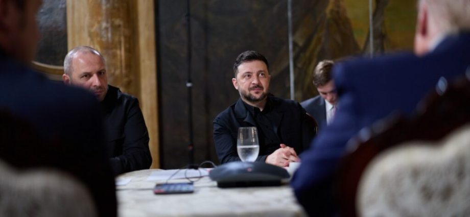 us-maps-economic-transformation-of-post-war-ukraine-with-wage-tripling-plan,-zelenskyy-says