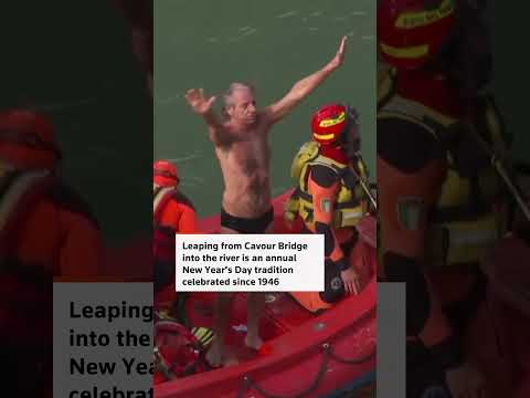 italians-make-a-chilly-splash-to-mark-new-year
