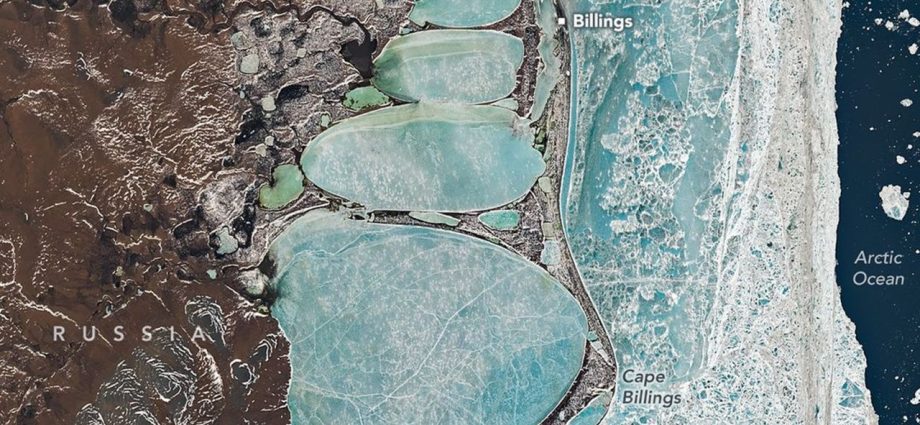 Nature carves colossal snowman in Siberia | Space photo of the day for Jan. 2, 2026