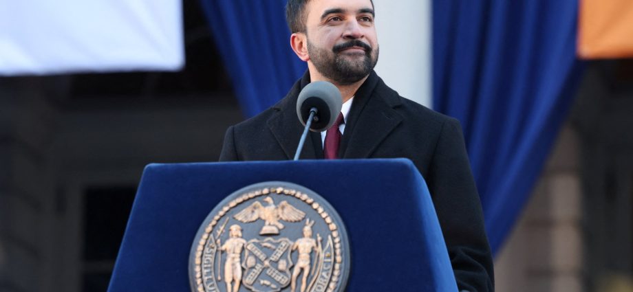 palestine-advocates-praise-nyc’s-mamdani-for-revoking-pro-israel-decrees