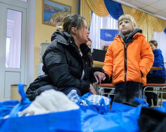 ukraine-orders-forced-evacuation-of-3,000-children-from-frontline-areas-as-security-deteriorates-in-zaporizhzhia-and-dnipropetrovsk-oblasts