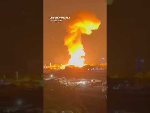 helicopters-fly-over-caracas