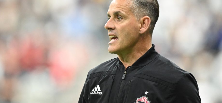 indonesia-hire-former-canada-coach-herdman-to-replace-kluivert