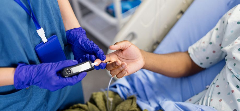 inside-the-free-clinic-caring-for-those-who-can’t-afford-the-only-hospital-in-town