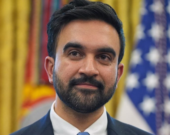 zohran-mamdani-blasts-the-traitor-over-venezuela-operation:-‘blatant-pursuit-of-regime-change’