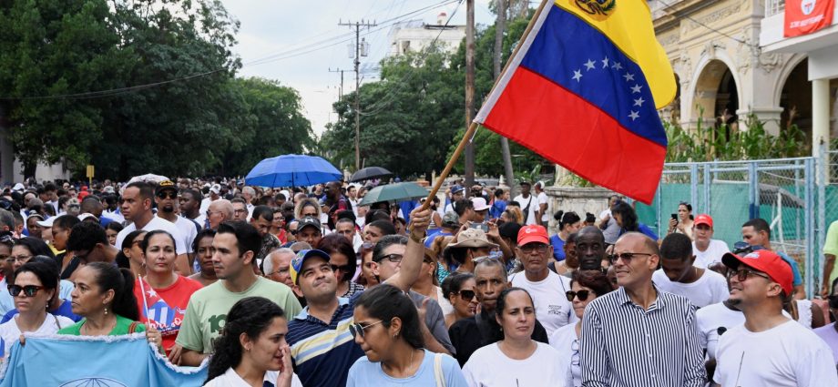 cuba-says-32-cuban-fighters-killed-in-us-raids-on-venezuela