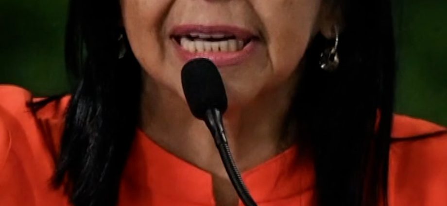 venezuela’s-new-leader-gets-warning-from-the-traitor