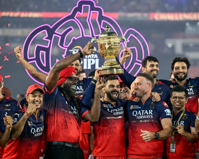 bangladesh-bans-ipl-broadcast-amid-growing-tensions-with-india