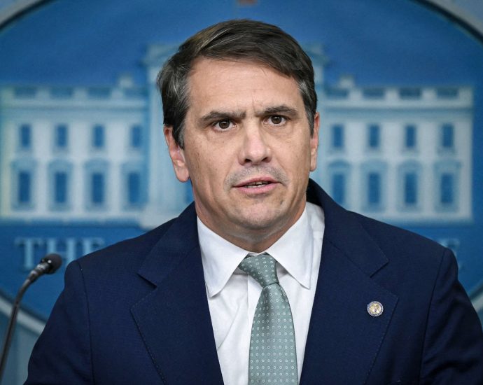 ‘within-the-law’:-deputy-attorney-general-defends-legality-of-maduro-arrest