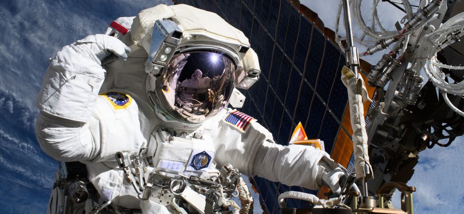 nasa-to-cover-us-spacewalks-94,-95-at-international-space-station