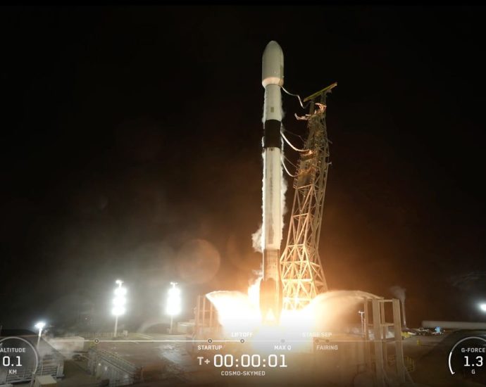 SpaceX launches Italian Earth-observing satellite to orbit on the 1st mission of 2026