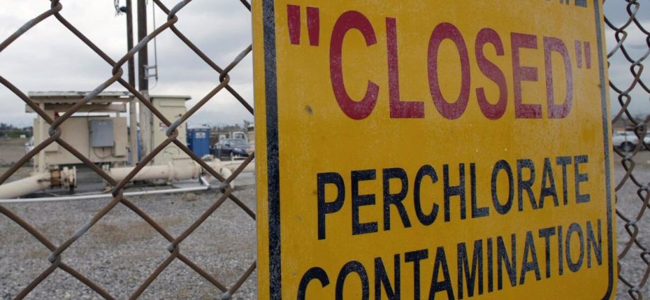 epa-says-it-will-propose-drinking-water-limit-for-perchlorate,-but-only-because-court-ordered-it