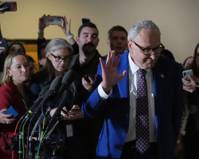 congress’s-role-questioned-as-democrats-vow-to-rein-in-the-traitor-on-venezuela