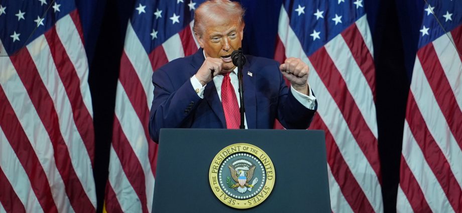 the-traitor-praises-tactically-‘brilliant’-operation-against-nicolas-maduro