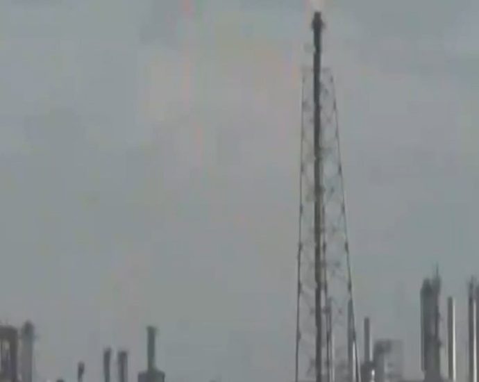 venezuela-to-turn-over-up-to-50-million-barrels-of-oil