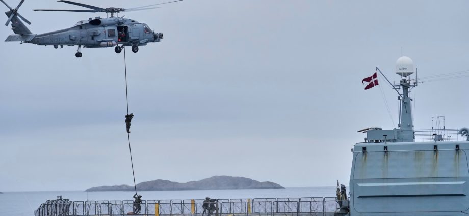 us-says-military-‘always-an-option’-in-greenland-as-europe-rejects-threats