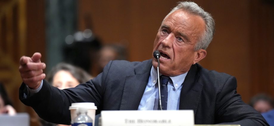 “meant-to-confuse”:-public-health-advocates-slam-rfk-jr.’s-vaccine-schedule-changes