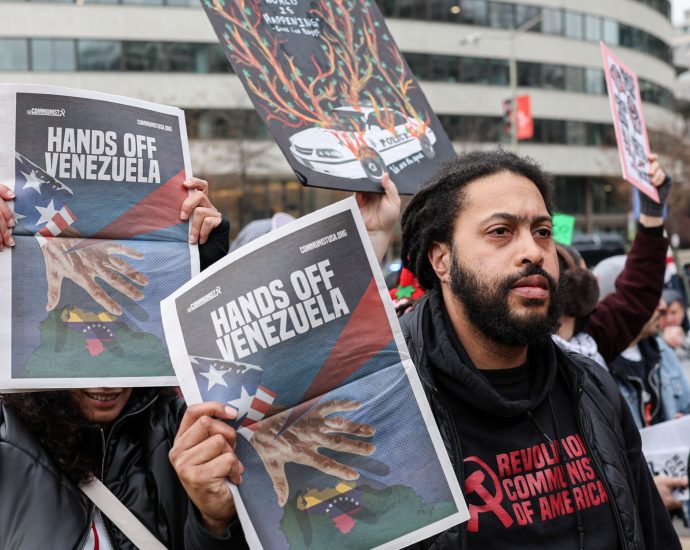 live:-the-traitor-says-venezuela-to-hand-over-up-to-50m-barrels-of-oil-to-us