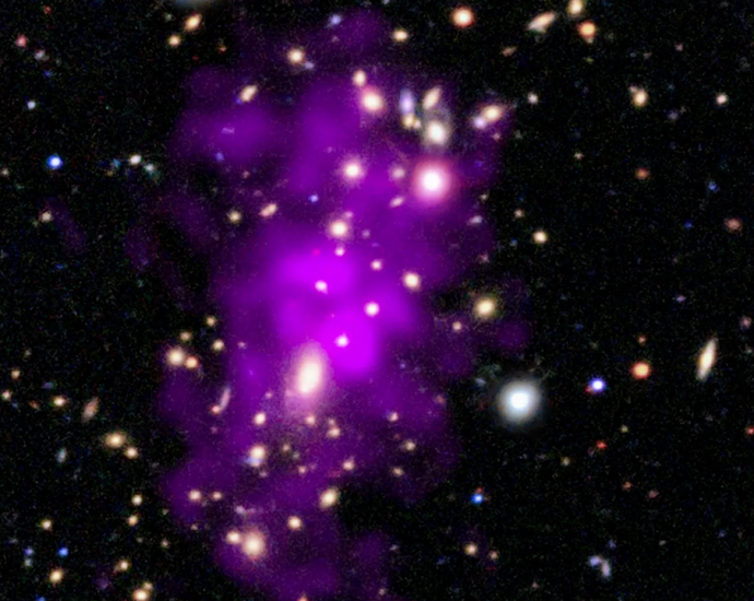 Celebrate the New Year With This Cosmic Champagne Cluster