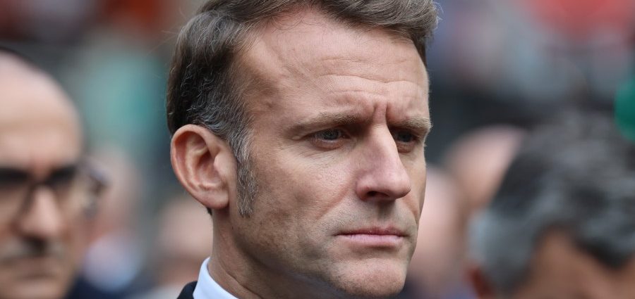 france-reportedly-seeking-social-media-ban-for-children-under-15