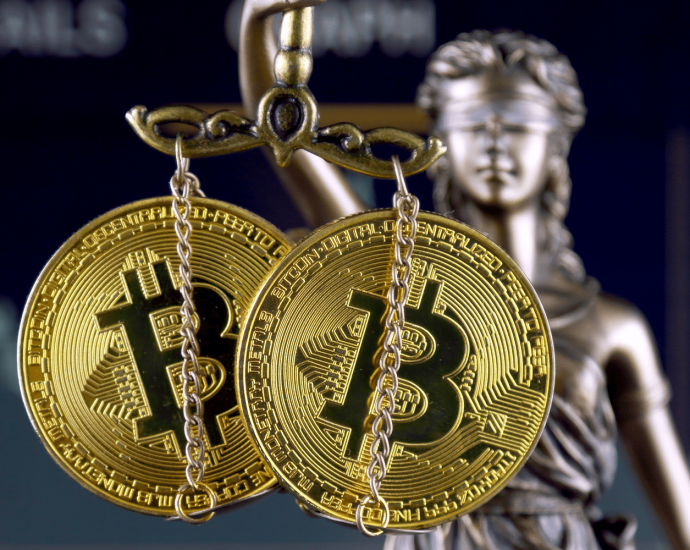 Crypto Advocate Senator Lummis Calls for Clear Digital Asset Regulation: Report