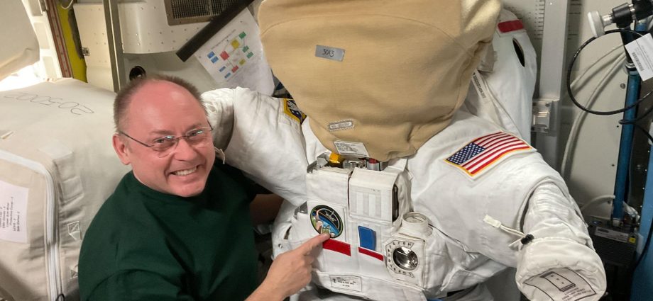 expedition-74-ready-for-thursday-spacewalk-and-continuing-research