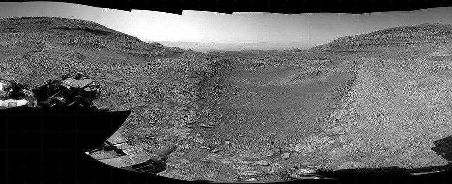 sol-4684:-right-navigation-camera,-cylindrical-projection