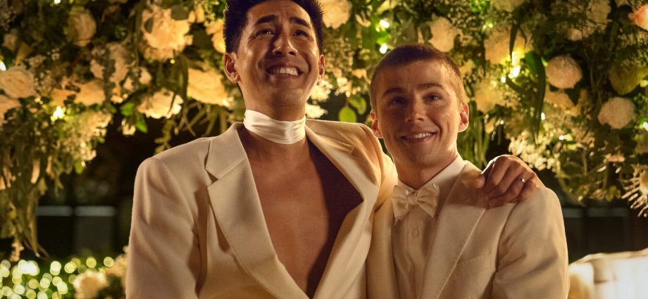 director-brett-faley-says-honoring-the-gay-wedding-in-‘people-we-meet-on-vacation’-was-nonnegotiable-(exclusive)