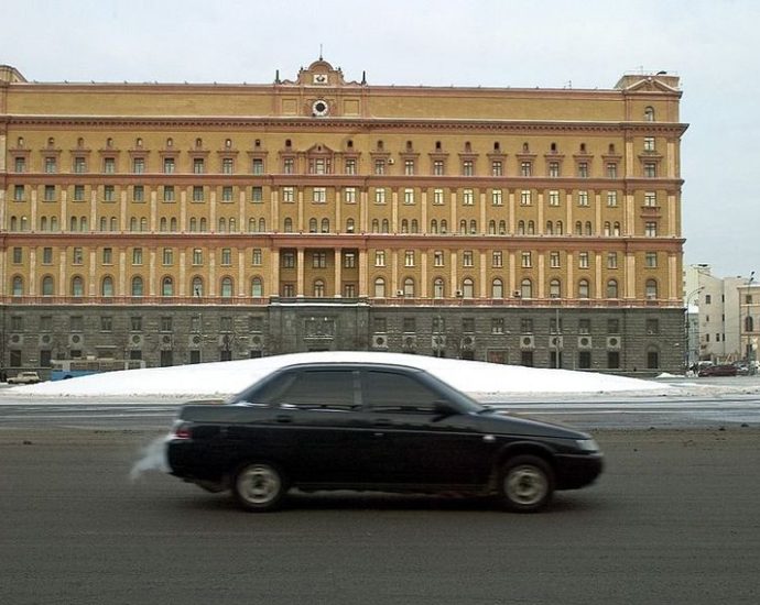 the-kremlin-files:-russia,-the-modern-surveillance-state