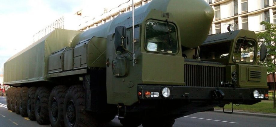 russia-reportedly-strikes-lviv-oblast-with-nuclear-capable-“oreshnik”-missile.-more-attacks-expected-within-next-24-hours