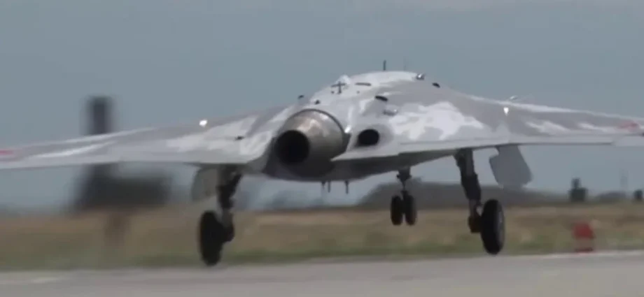 russia’s-rarest-stealth-drone-is-flying-again—just-not-anywhere-near-ukraine